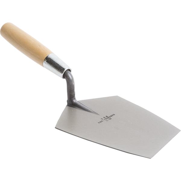 Side profile of a MARSHALLTOWN bucket trowel