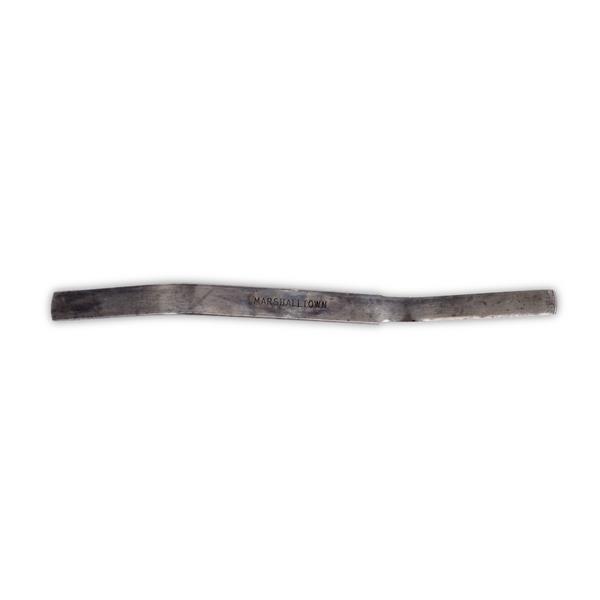 MARSHALLTOWN Thick Slickers tool side view