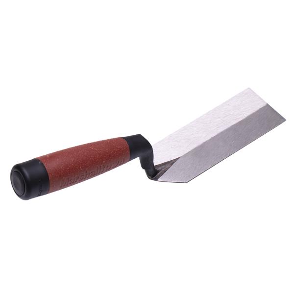 Side view of a MARSHALLTOWN margin trowel tool