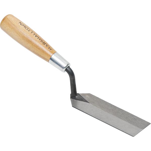 Side view of a MARSHALLTOWN archaeology margin trowel