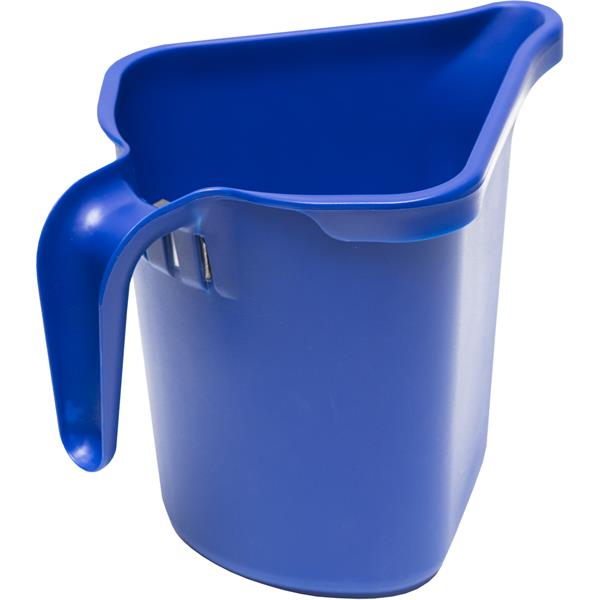 Angled view of a Marshalltown paint cup with handle