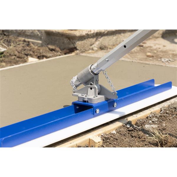 MARSHALLTOWN Eliminator™ Composite Adapter used on construction site