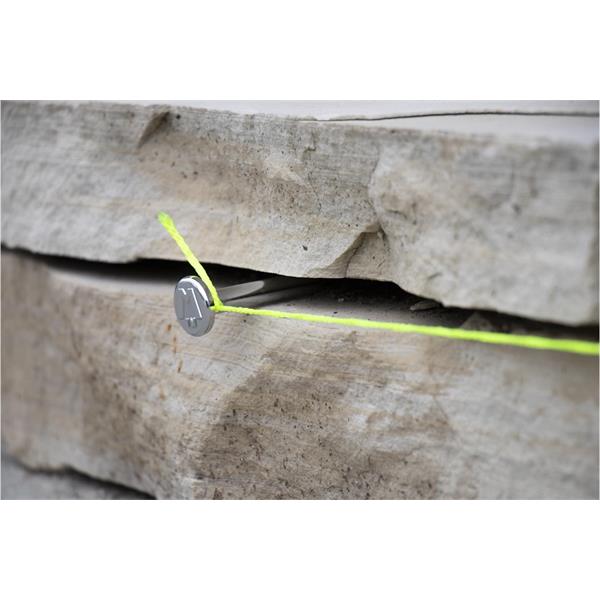 MARSHALLTOWN line pins leaf point securing a masonry line